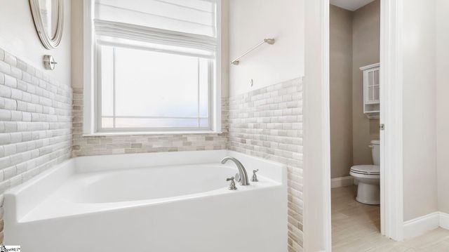 38 Rising Meadow Lane, Taylors, SC 29687