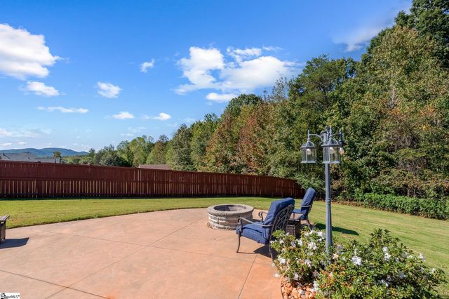 38 Rising Meadow Lane, Taylors, SC 29687