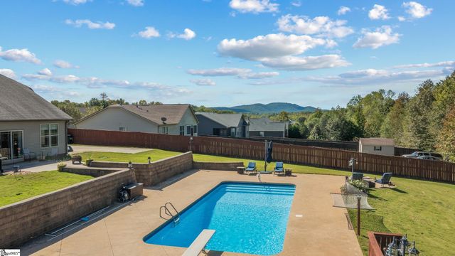 38 Rising Meadow Lane, Taylors, SC 29687