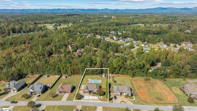 38 Rising Meadow Lane, Taylors, SC 29687