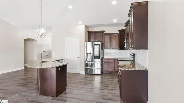 38 Rising Meadow Lane, Taylors, SC 29687