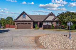 38 Rising Meadow Lane, Taylors, SC 29687