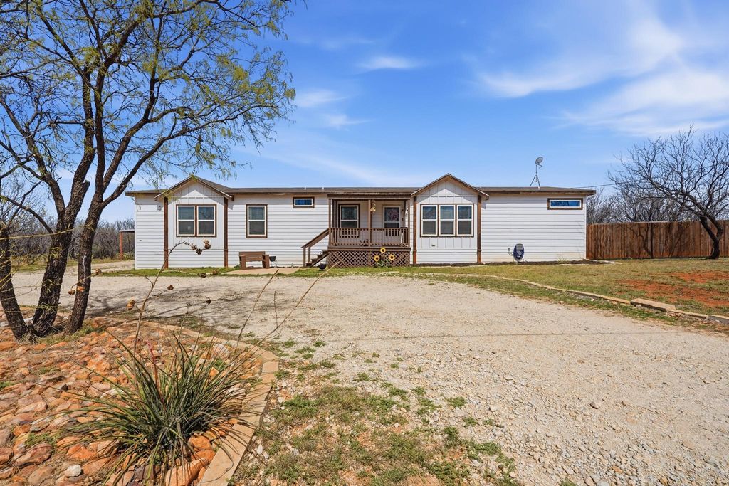 1502 11th Street, Anson, TX 79501