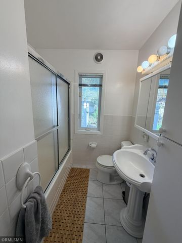6707 13th Avenue S, Richfield, MN 55423