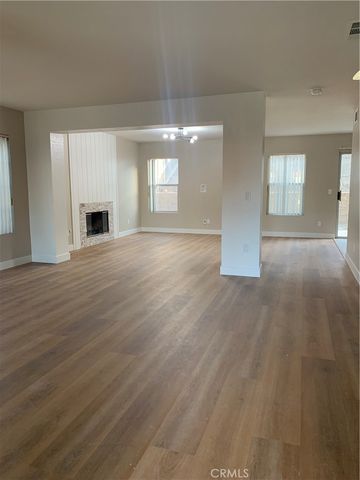 120 Buckthorn Way, Corona, CA 92881