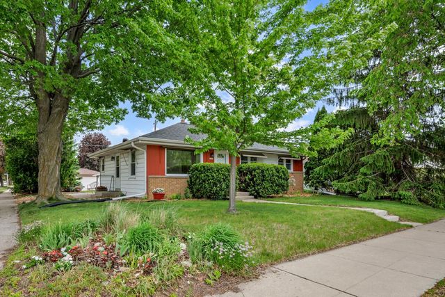 7210 W Morgan AVENUE, Milwaukee, WI 53220