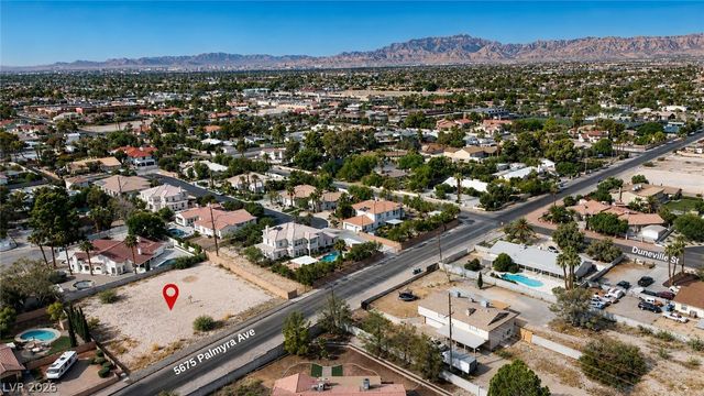 5675 Palmyra Avenue, Las Vegas, NV 89146