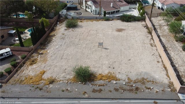 5675 Palmyra Avenue, Las Vegas, NV 89146