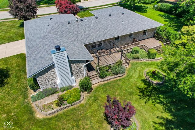 869 Briarwood Drive, Greenwood, IN 46142