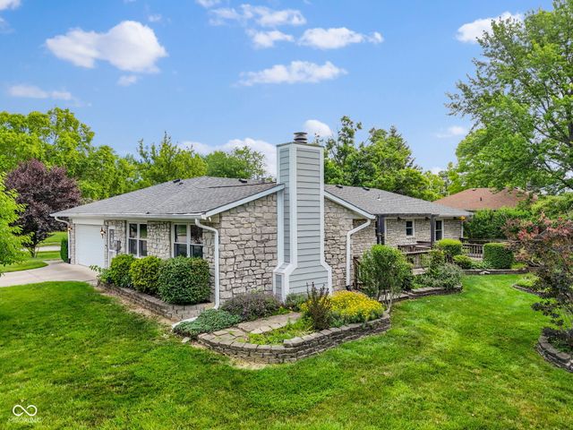 869 Briarwood Drive, Greenwood, IN 46142