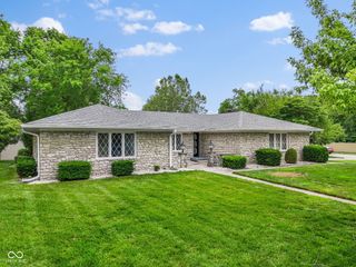 869 Briarwood Drive, Greenwood, IN 46142
