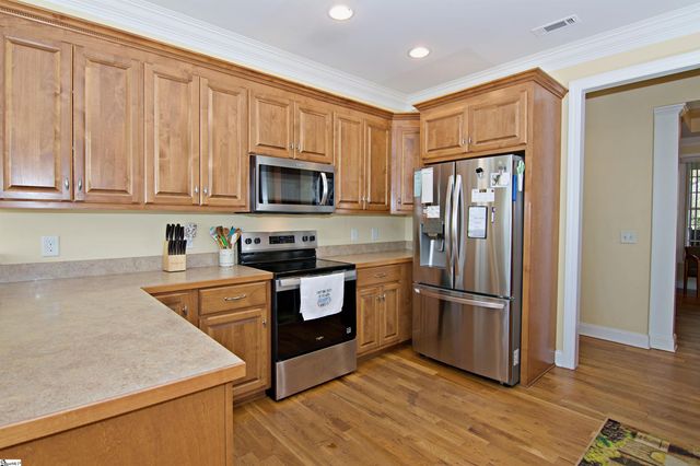 101 Winterbrook Circle, Seneca, SC 29678