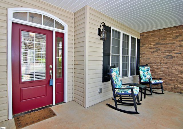101 Winterbrook Circle, Seneca, SC 29678