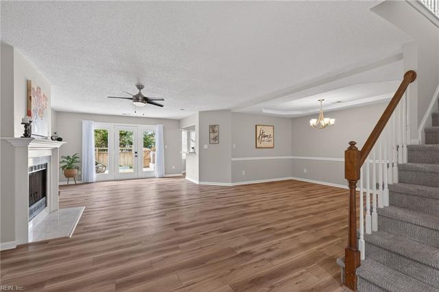 326 Esplanade PL, Chesapeake, VA 23320