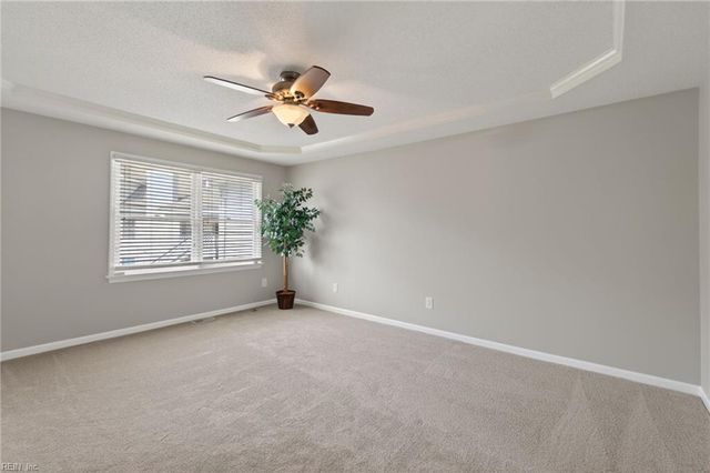 326 Esplanade PL, Chesapeake, VA 23320