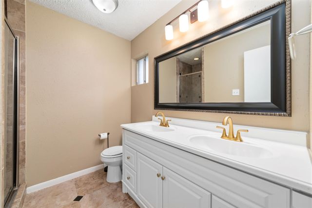 17118 Camberwell Green Lane, Houston, TX 77070