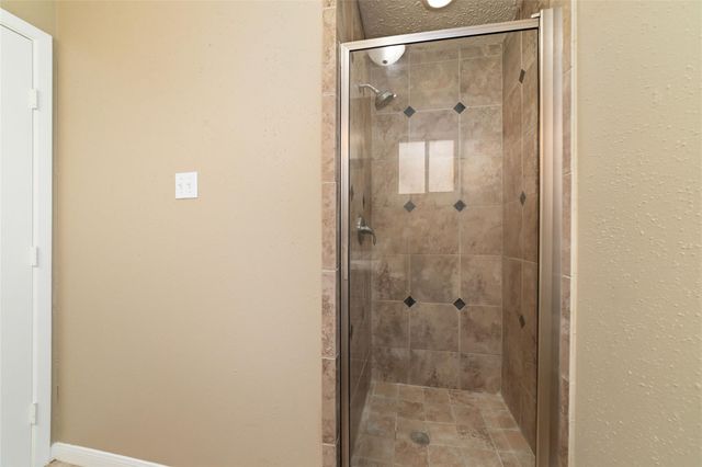 17118 Camberwell Green Lane, Houston, TX 77070