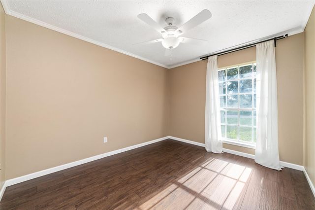 17118 Camberwell Green Lane, Houston, TX 77070