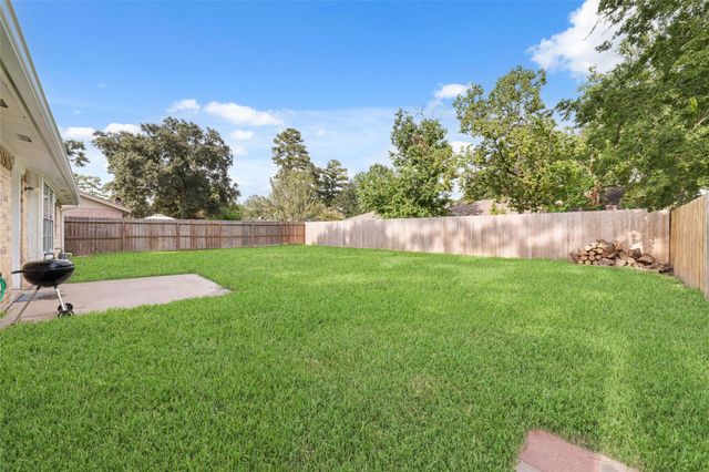 17118 Camberwell Green Lane, Houston, TX 77070