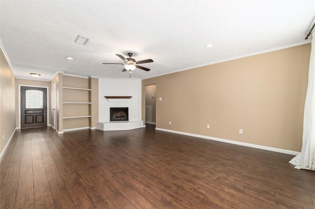 17118 Camberwell Green Lane, Houston, TX 77070