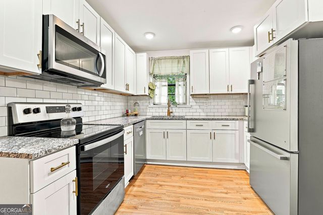 413 Lees Mill Road, Fayetteville, GA 30214