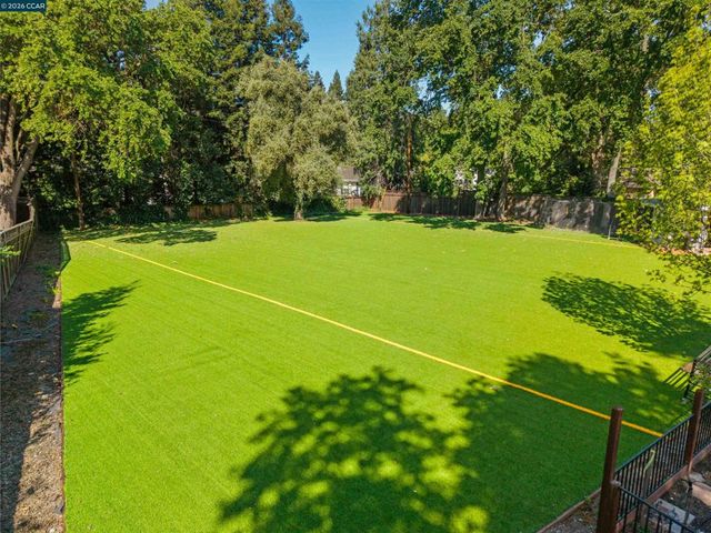 81 N Jackson Way, Alamo, CA 94507