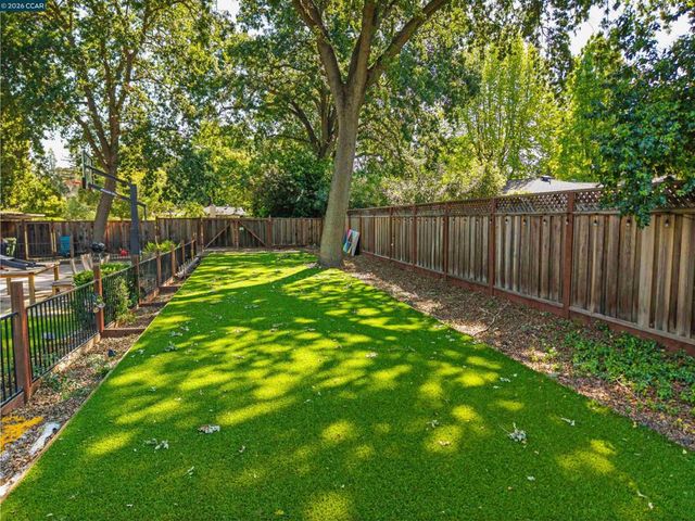 81 N Jackson Way, Alamo, CA 94507