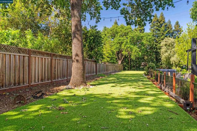 81 N Jackson Way, Alamo, CA 94507