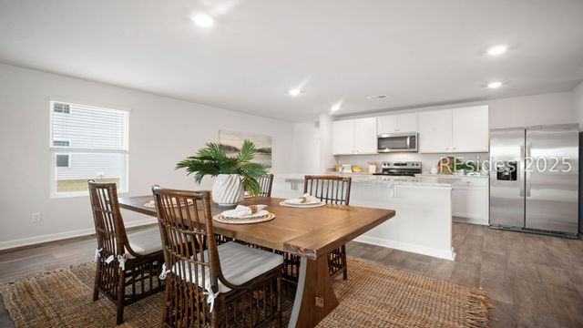 1220 Sanctum St, Ridgeland, SC 29936