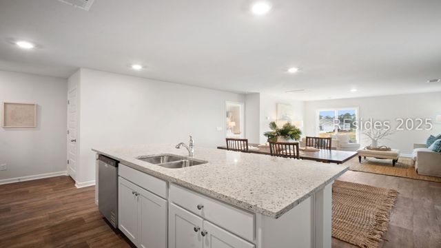 1220 Sanctum St, Ridgeland, SC 29936