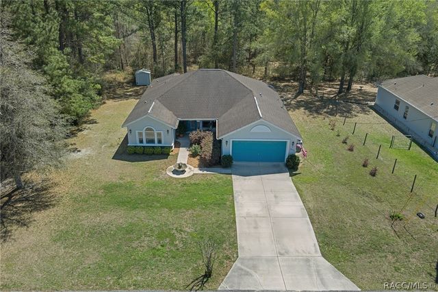 8623 N Dora Way, Dunnellon, FL 34434