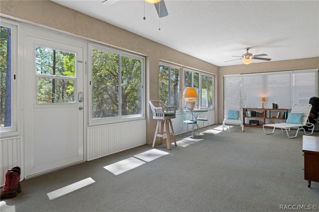 8623 N Dora Way, Dunnellon, FL 34434