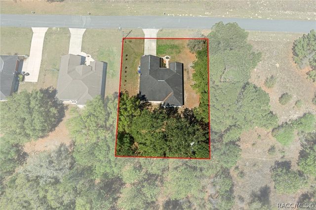8623 N Dora Way, Dunnellon, FL 34434