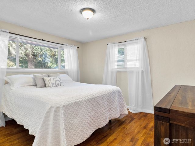 1316 13th Court SE, Lacey, WA 98503