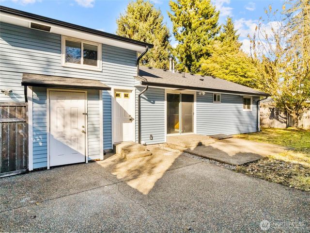 1316 13th Court SE, Lacey, WA 98503