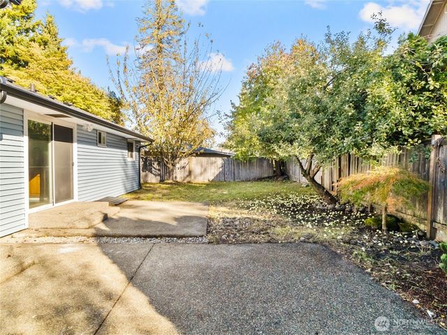 1316 13th Court SE, Lacey, WA 98503