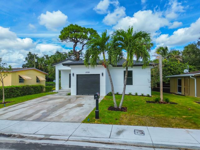 2725 NW 7th Street, Fort Lauderdale, FL 33311
