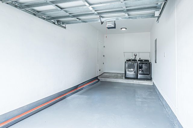 2725 NW 7th Street, Fort Lauderdale, FL 33311