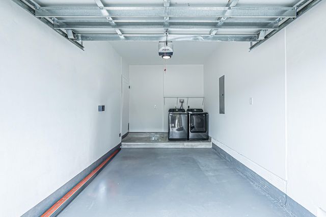 2725 NW 7th Street, Fort Lauderdale, FL 33311