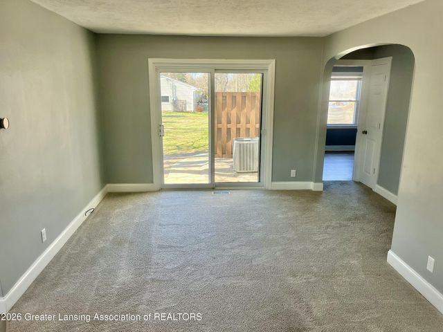 6285 Marsh Road, Haslett, MI 48840