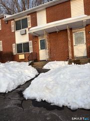 273 Queen Street Apt 17C, Southington, CT 06489