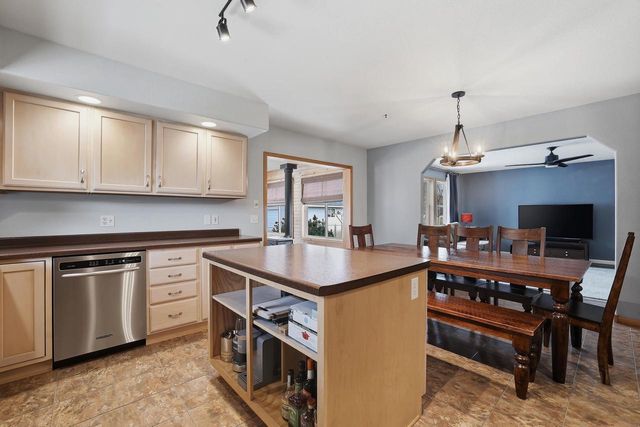 4930 FIELDSTONE DRIVE, Plover, WI 54467