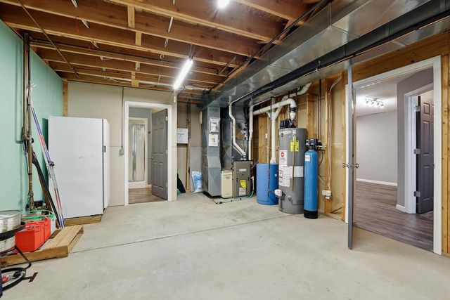 4930 FIELDSTONE DRIVE, Plover, WI 54467