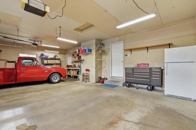 4930 FIELDSTONE DRIVE, Plover, WI 54467