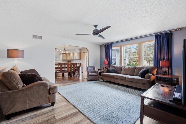 4930 FIELDSTONE DRIVE, Plover, WI 54467