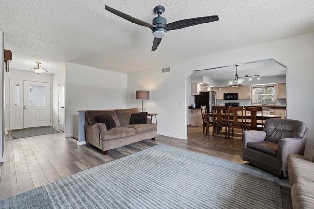 4930 FIELDSTONE DRIVE, Plover, WI 54467