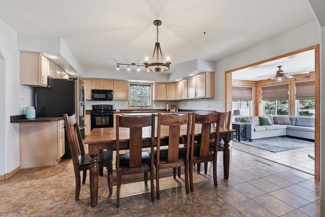 4930 FIELDSTONE DRIVE, Plover, WI 54467