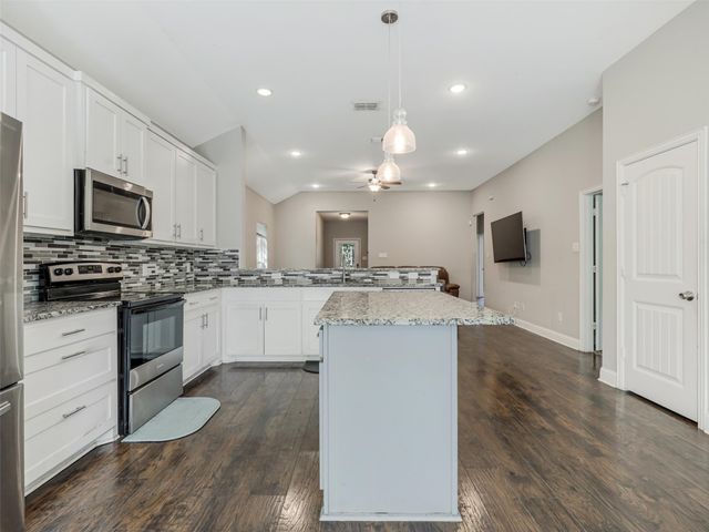 2913 Kellogg Avenue, Dallas, TX 75216