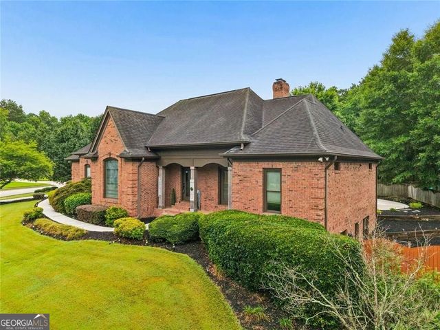 315 Savannah Place, Loganville, GA 30052