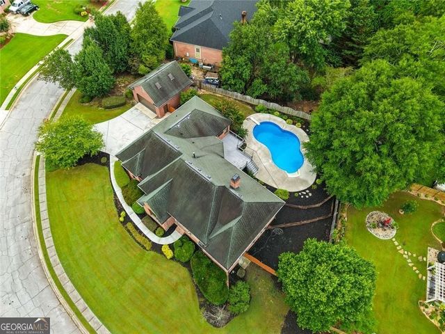 315 Savannah Place, Loganville, GA 30052